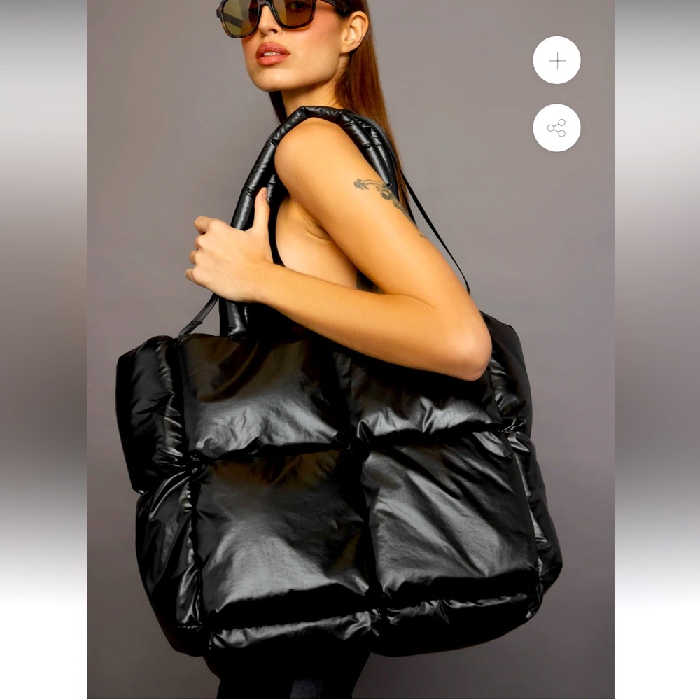 Carbon 38 Quilted Tote Bag
